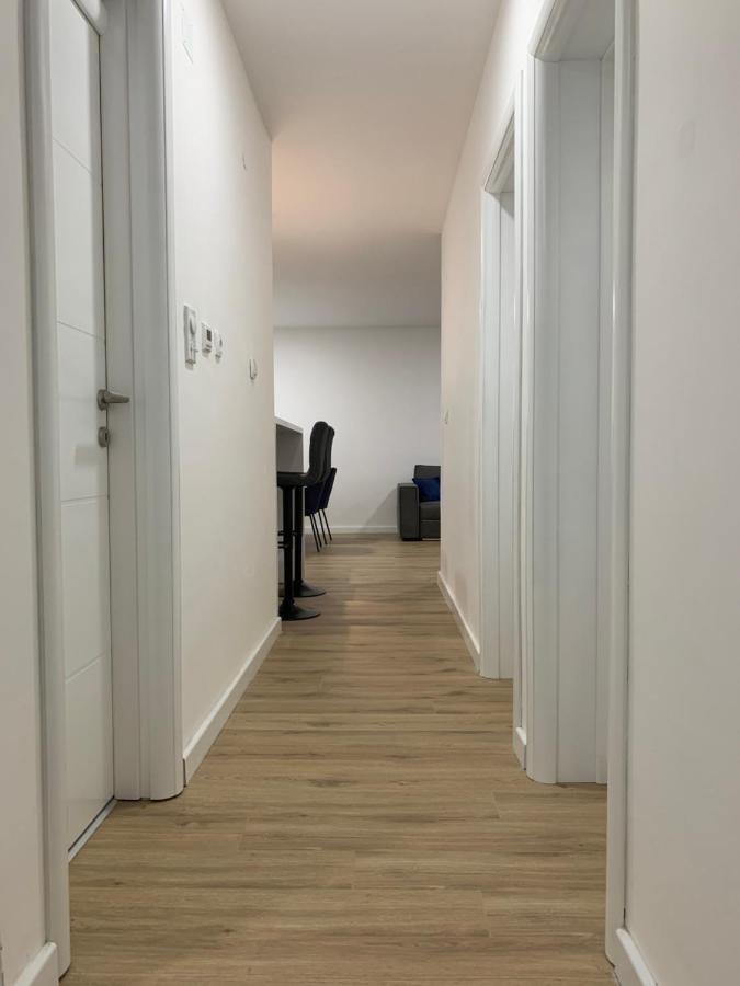 Central Аpartment Foca With Garage Extérieur photo